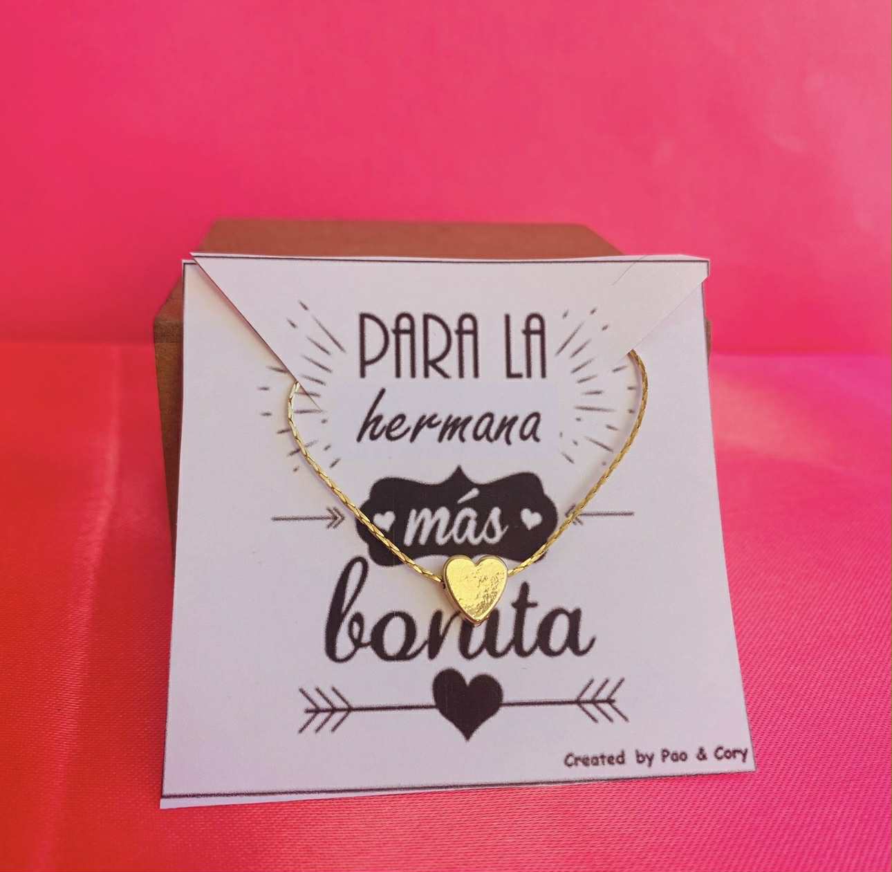 Collar hermana